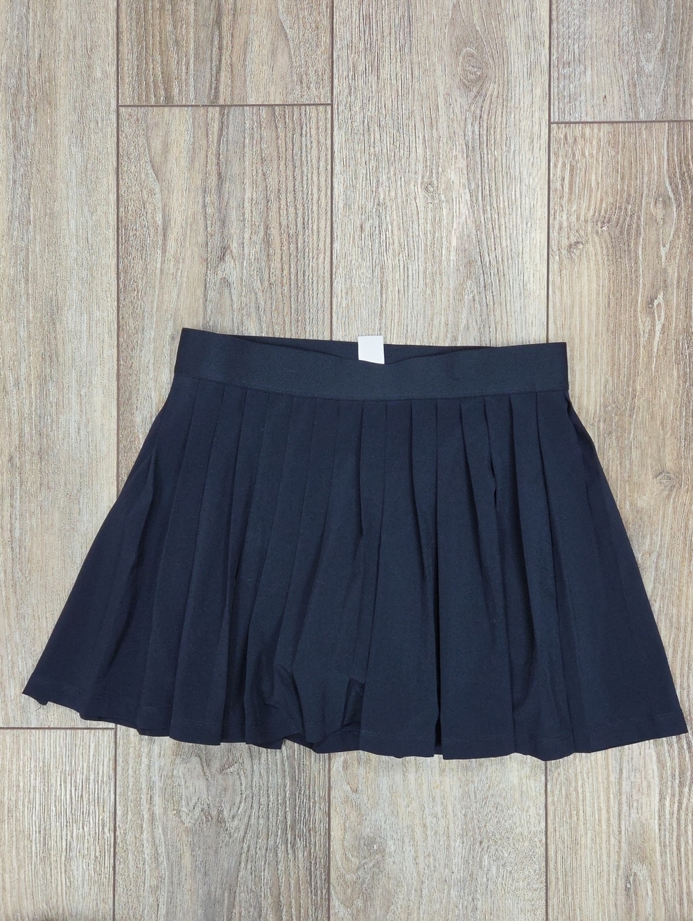 Athleta Girl Size Large 12 Navy Pleated Skirt